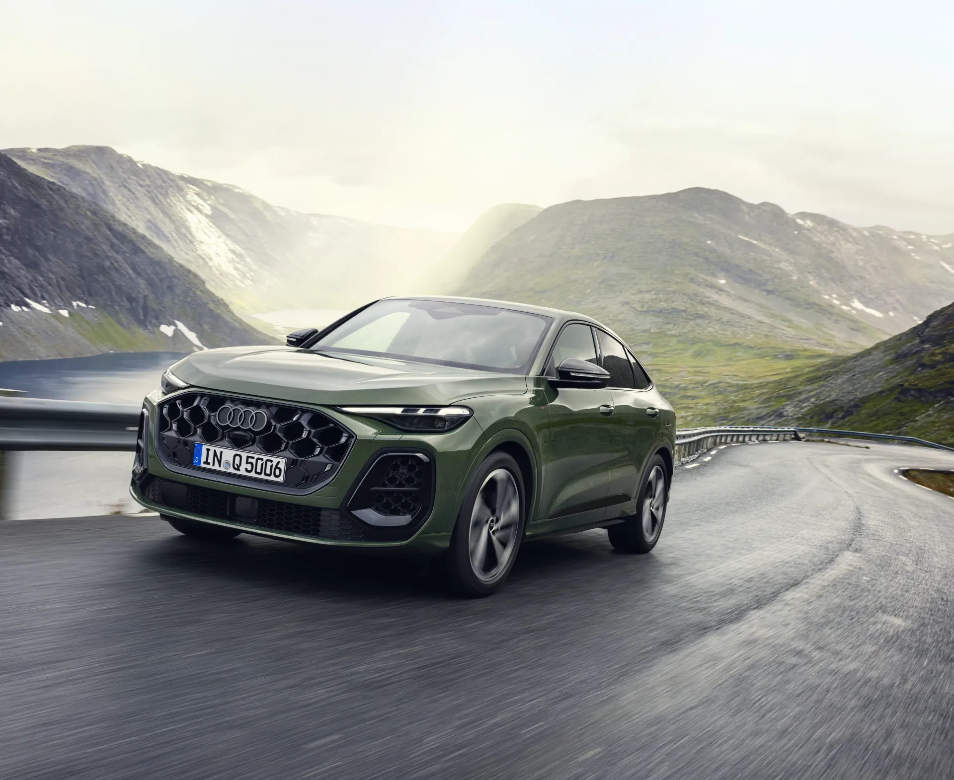 Audi Q5 SUV - Ảnh 15